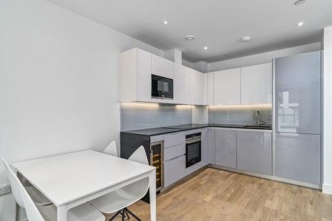 1 bedroom apartment to rent, Discovery House, Battersea Reach