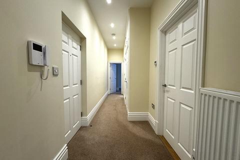 2 bedroom apartment to rent, Melford Road, Sudbury