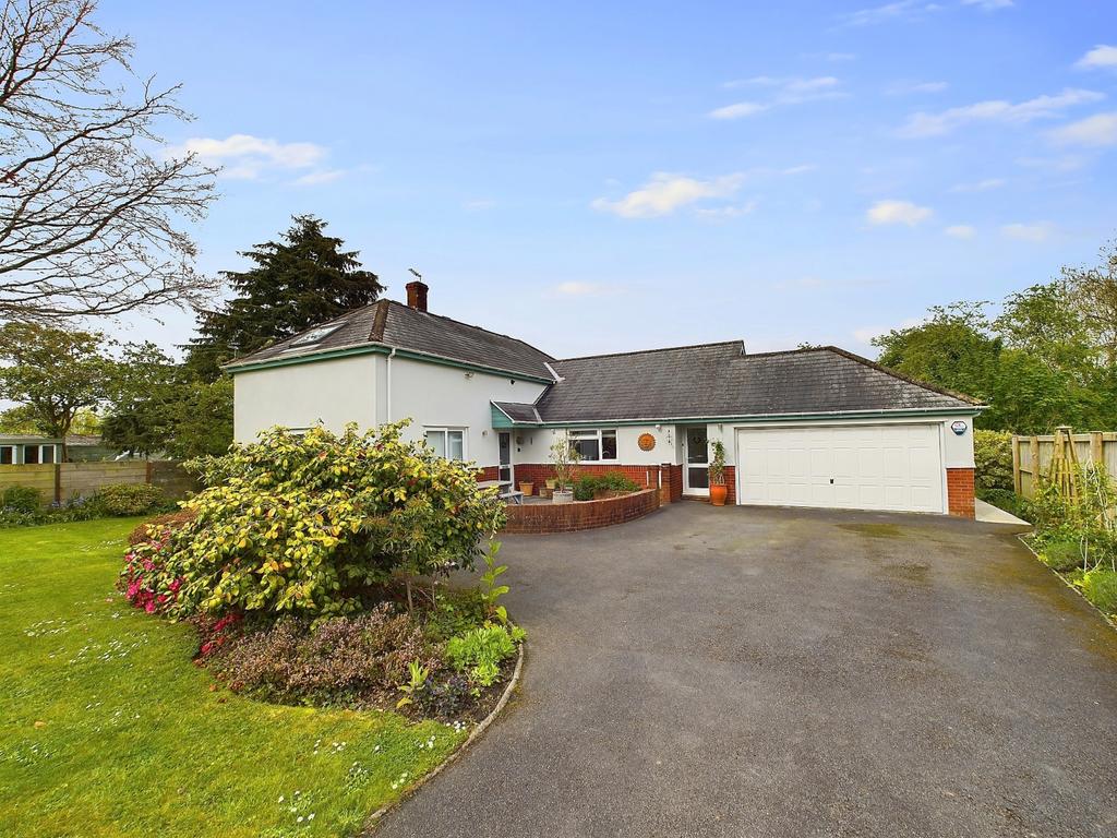 Rumsam Road, Barnstaple EX32 4 bed detached house for sale £540,000