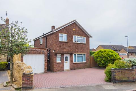 3 bedroom detached house for sale, College Street, Wellingborough NN9