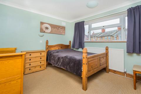 3 bedroom detached house for sale, College Street, Irthlingborough NN9