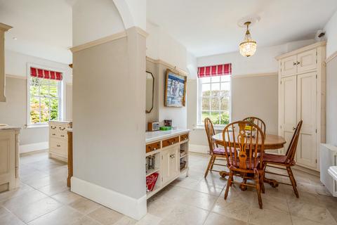 Sheet Common House Midhurst Road, Petersfield, GU31 5AT
