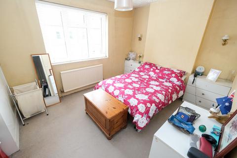 3 bedroom semi-detached house for sale, Cobden Road, Farnborough Village, Orpington