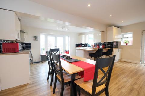 3 bedroom end of terrace house for sale, Whippendell Way, Orpington