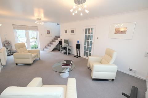 4 bedroom detached house for sale, Dorado Gardens, Orpington