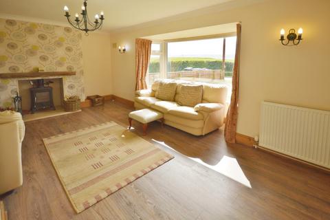 4 bedroom end of terrace house for sale, Scorer Row, Burwell LN11 8PP