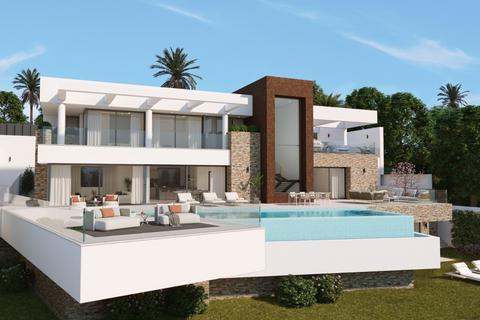 5 bedroom villa, Manilva, Malaga, Spain