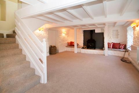 4 bedroom semi-detached house for sale, La Bellieuse, St. Martin, Guernsey
