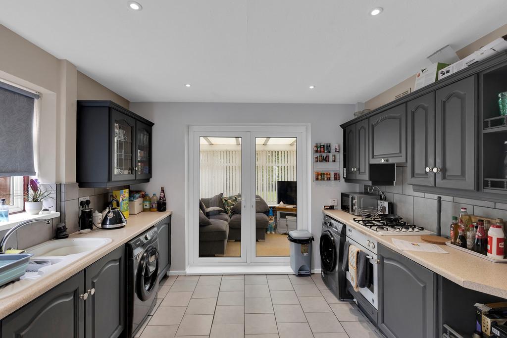 Lingfield Drive, Crewe 3 bed semidetached bungalow for sale £200,000