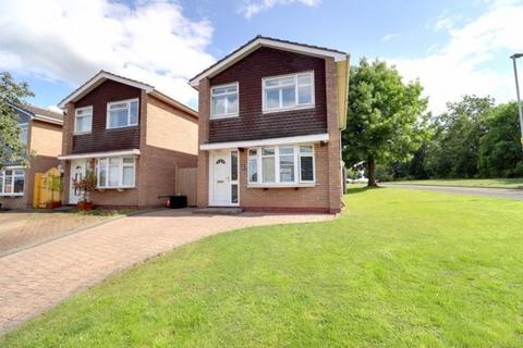 3 bedroom detached house for sale, Barnfield Way, Stafford