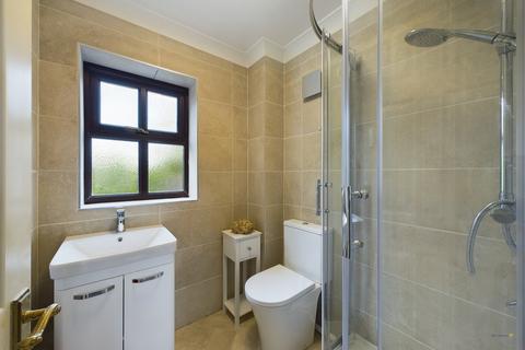 4 Bromwich Drive, Lichfield, WS13 8SD