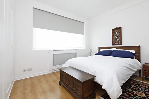 2 bedroom apartment to rent, Princes Gate, Knightsbridge, London