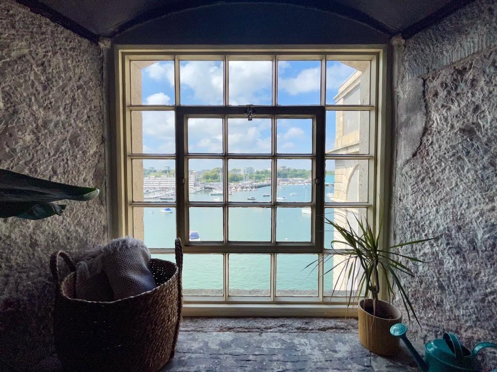 View To Front