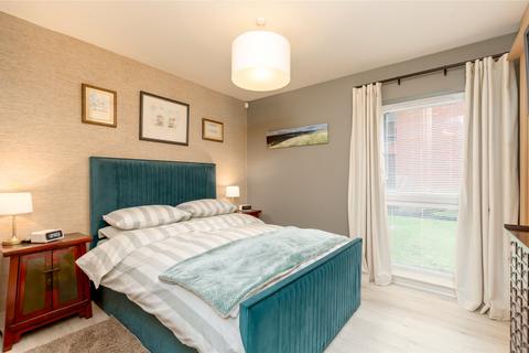 Flat 1, 19 Fettes Rise, Edinburgh, EH4 1QH