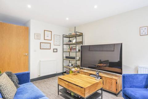 1 bedroom flat for sale, Adriatic Apartments, Royal Docks, London, E16