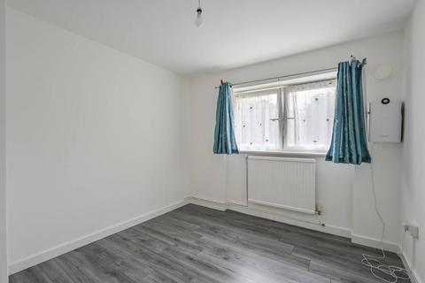 2 bedroom flat for sale, Woodman Street, Royal Docks, London, E16