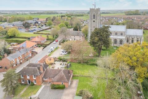 4 bedroom detached house for sale, Martham