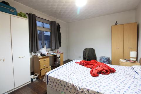 4 bedroom terraced house to rent, Northcote Road