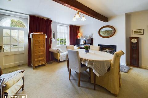 3 bedroom cottage for sale, Higher Lane, Rainford, WA11