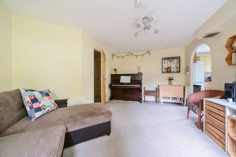 1 Stanley Close, Eltham, London, SE9 2BA