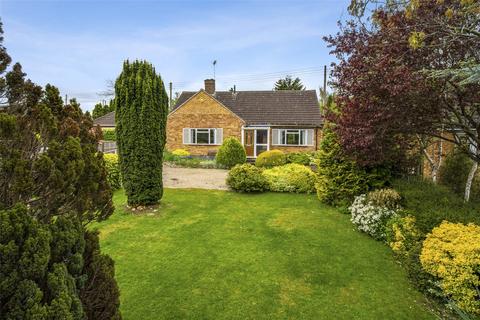 2 bedroom bungalow for sale, Pitchers Hill, Wickhamford, Worcestershire, WR11