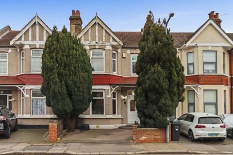 3 bedroom terraced house to rent, Water Lane,  London, Essex, IG3