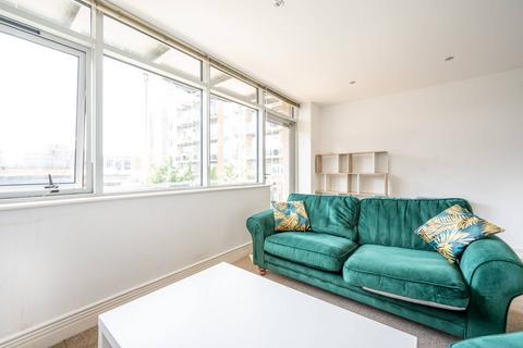 2 bedroom flat for sale, Gerry Raffles Square, Stratford, London, E15