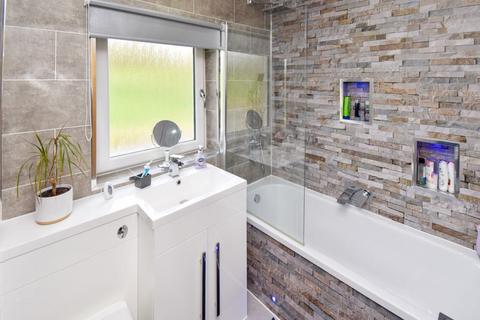 67 Arden Grove, Kilsyth, Glasgow, G65 9LZ