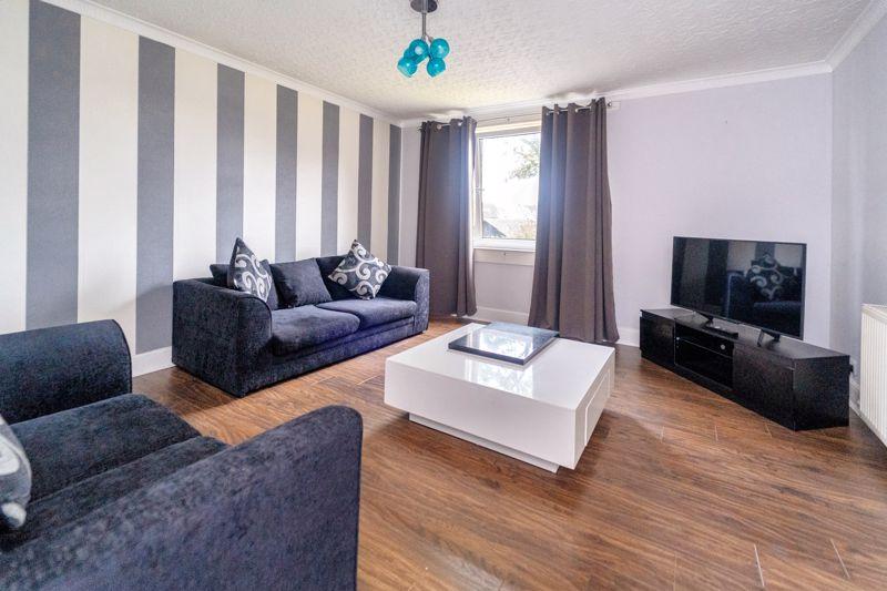 Manse Court, Kilsyth 2 bed apartment for sale £69,995