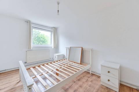 3 bedroom maisonette to rent, Black Prince Road, Kennington, London, SE11