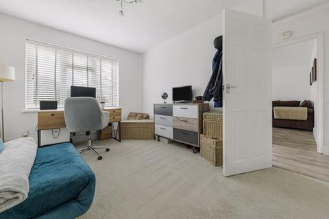228 Elmstead Lane, Chislehurst, BR7 5EW
