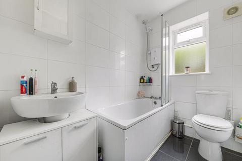 228 Elmstead Lane, Chislehurst, BR7 5EW