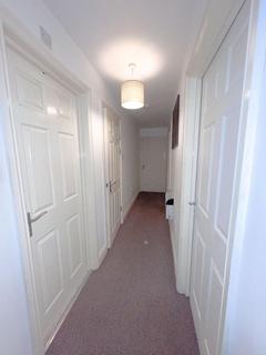 2 bedroom flat to rent, Bishopstone House, Bedford