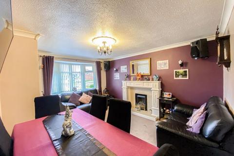 4 bedroom detached house for sale, Fawley Close, Willenhall