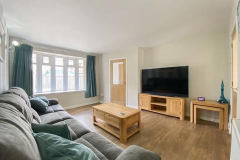 9 Eldridge Close, Wolverhampton, WV9 5PX