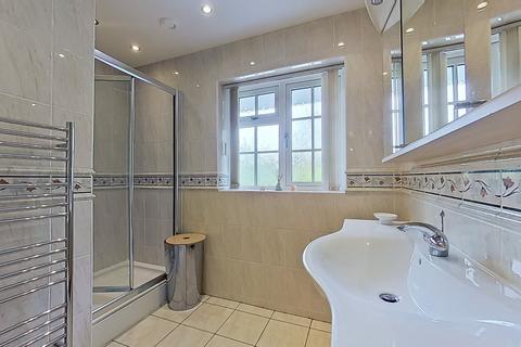 47 Roman Lane, Sutton Coldfield, B74 3AE