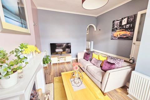 2 bedroom end of terrace house for sale, Ilsley Road, Erdington, Birmingham, B23 6EP