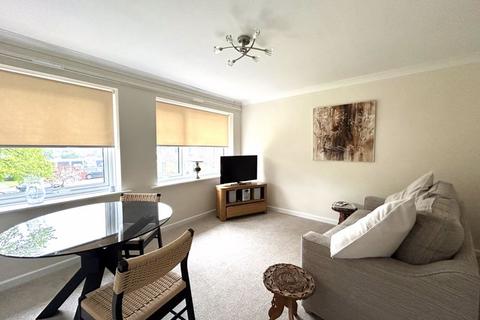 2 bedroom apartment to rent, Avon Court, Southampton SO31