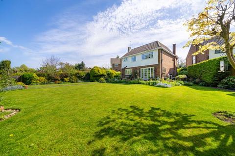 4 bedroom detached house for sale, Green Farm Close, Green Street Green, Orpington