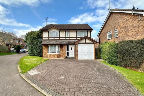4 bedroom detached house for sale, Powys Grove, Banbury