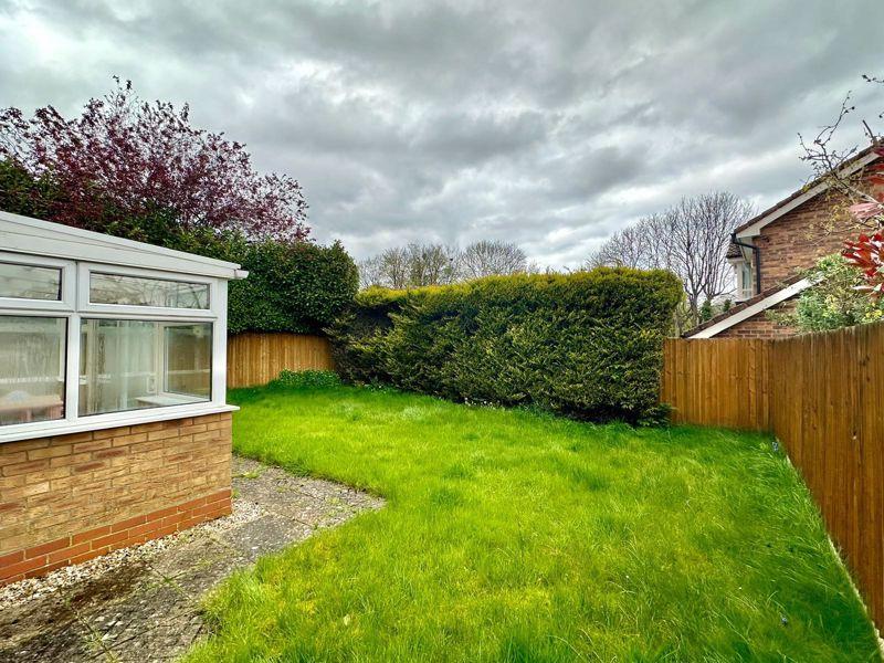 Powys Grove, Banbury 4 bed detached house for sale £405,000