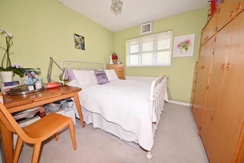 2 bedroom retirement property for sale, Walpole Place, Teddington TW11