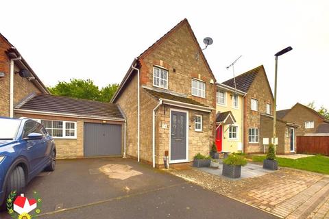 3 bedroom end of terrace house for sale, Griffon Close, Quedgeley, Gloucester