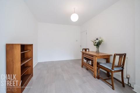38 Felstead Road, Romford, RM5 3RH