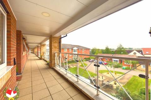 2 bedroom apartment for sale, Queen Anne Court, Quedgeley, Gloucester