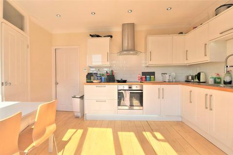 1 bedroom in a house share to rent, Kings Chase, Brentwood