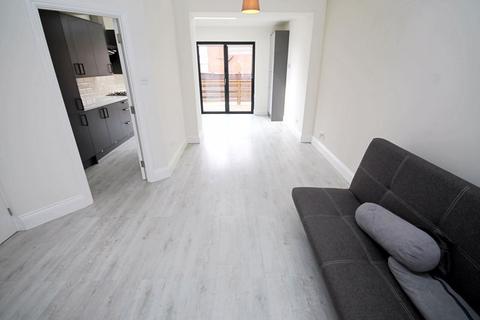63 Westbury Avenue, Southall, UB1 2UZ