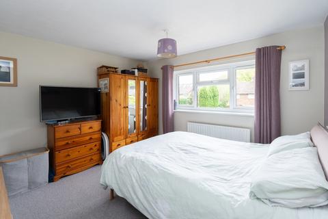 14 Oakfields, Walliswood, Dorking, RH5 5RQ