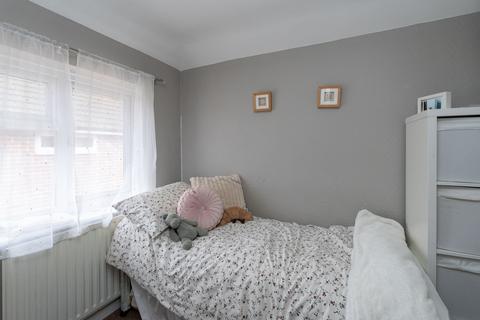 42 Tollgate Road, Dorking, RH4 2PW