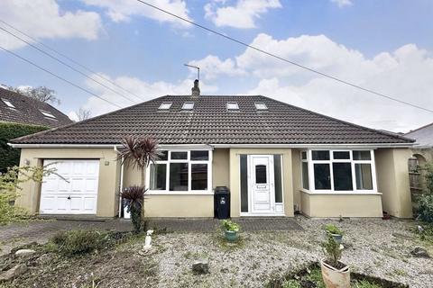 4 bedroom bungalow for sale, Gloucester Road, Poole BH12